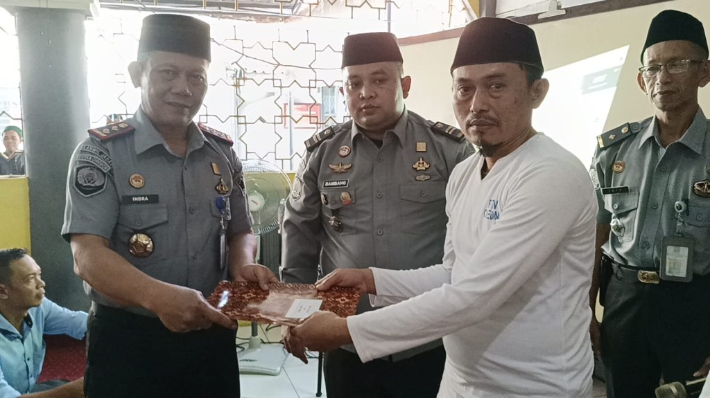 Rutan Cirebon Berikan Remisi Khusus Idulfitri 2024 Kepada 267 Warga&nbsp;Binaan