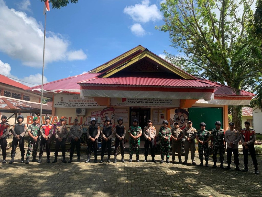 TNI-POLRI Patroli Gabungan Objek Vital di Wilayah Kab. Kuansing