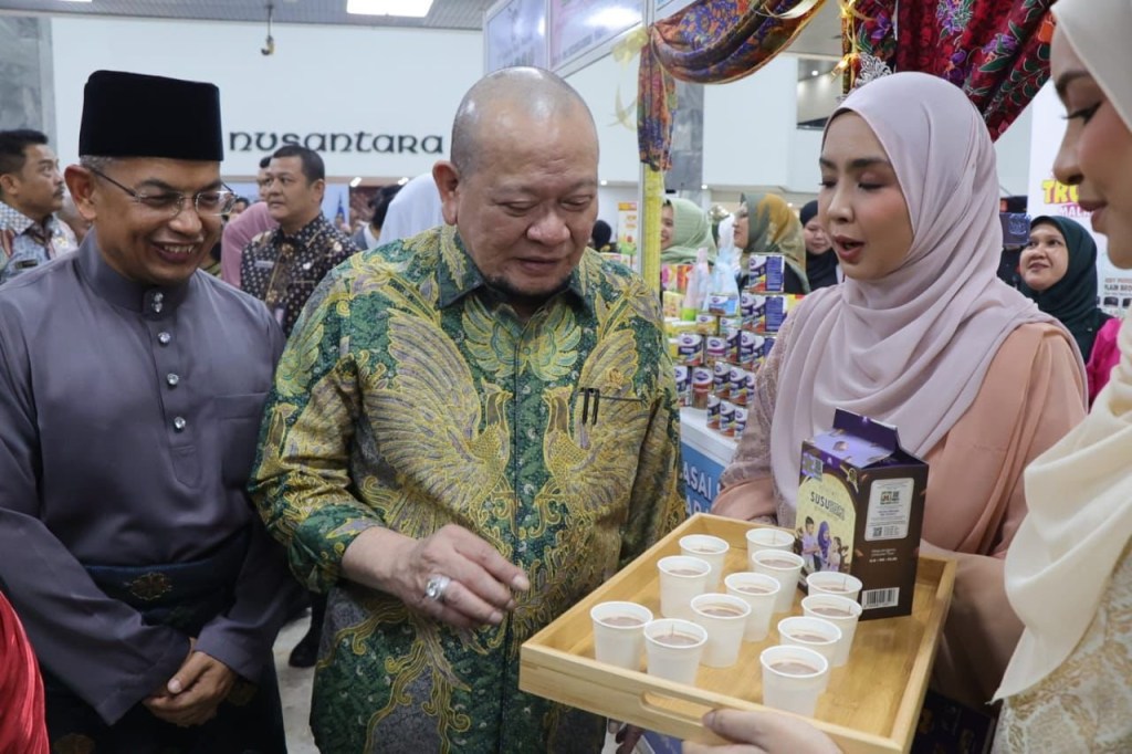 Terima Delegasi dari Trengganu, Ketua DPD RI Dorong Strategi Ekonomi Pengembangan Wilayah Indonesia-Malaysia